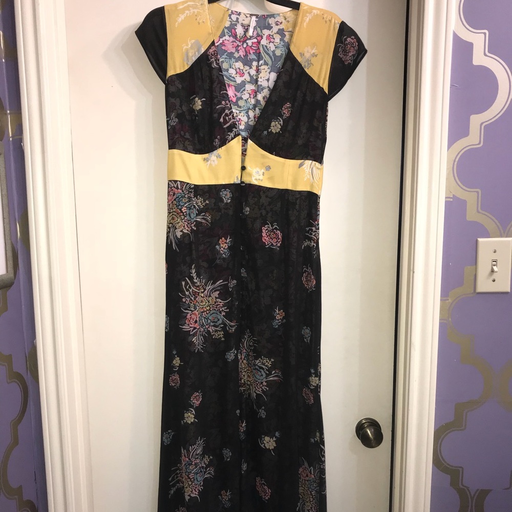 Free People floral dress in GUC. Worn once